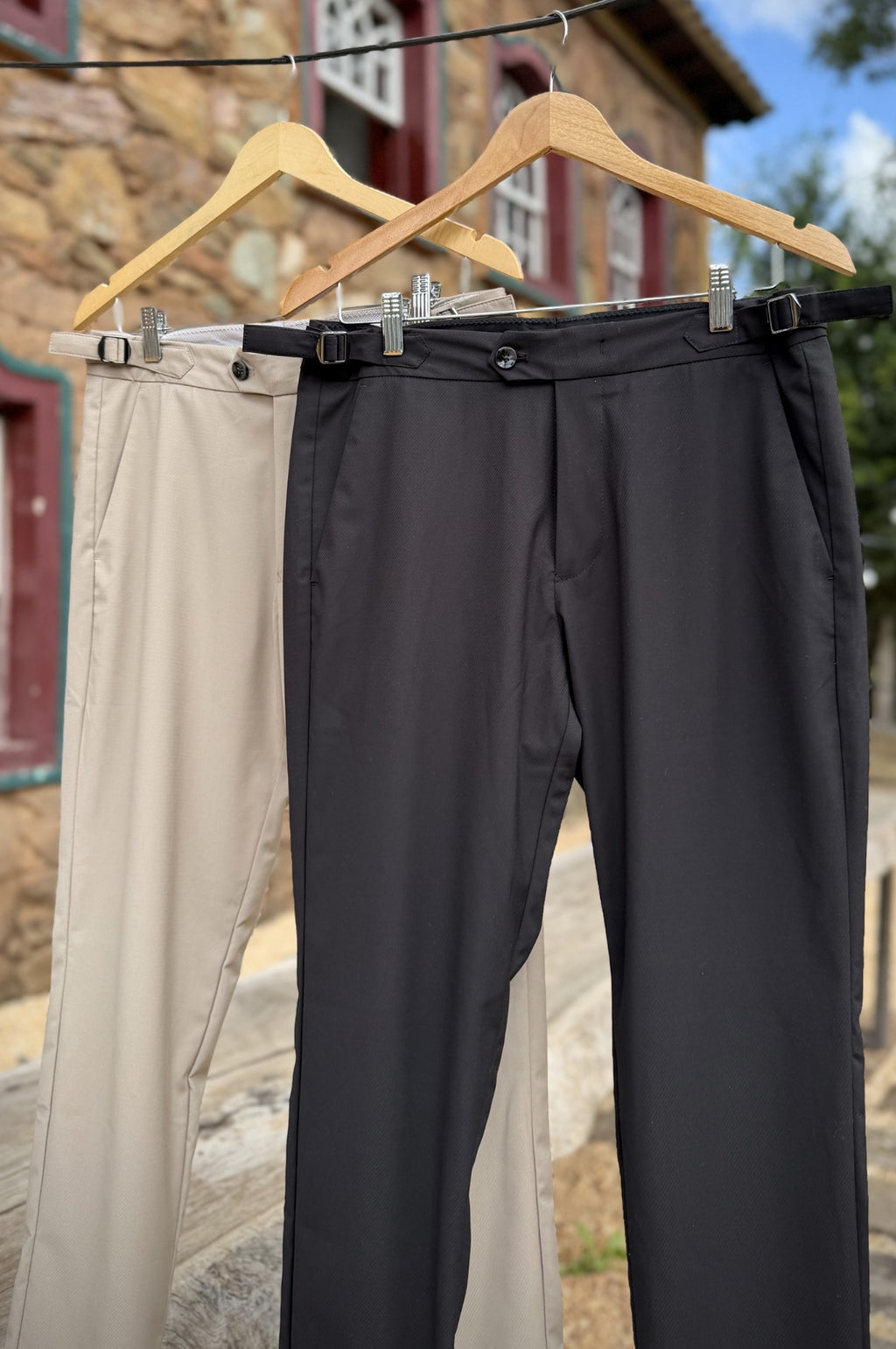 Calça com Fivela Malha (tecido mais molhinho)