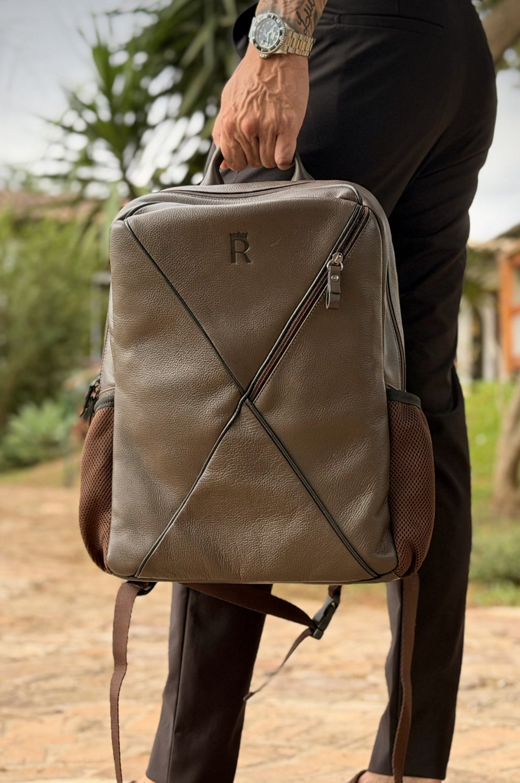 Mochila 100% Couro Marrom
